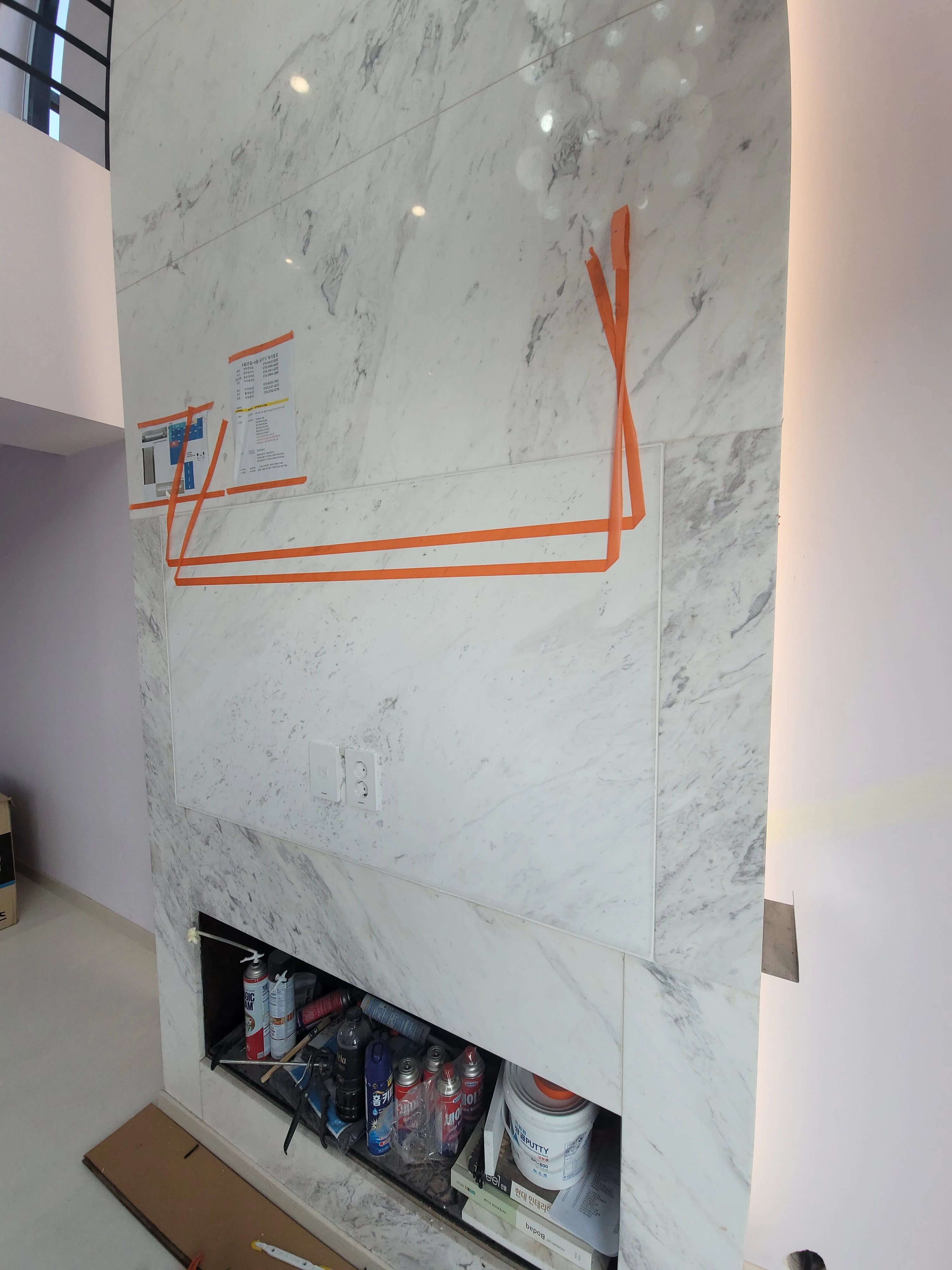 로비 대리석 시공 후